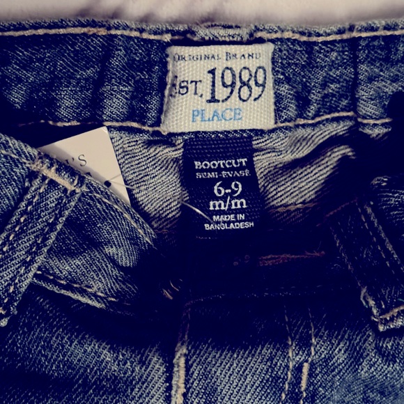 NWT - The Children’s Place Boot Cut Infant Blue Jeans 6-9 mths - Picture 2 of 6